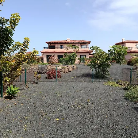 Babel House Apartment